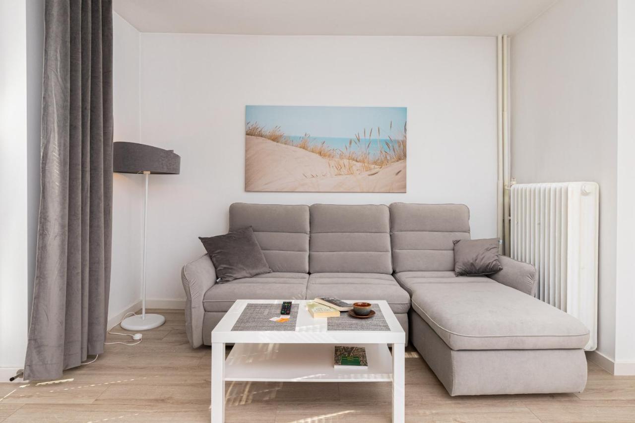 Gdanska Two-bedroom Brzezno By Renters Apartment Danzig