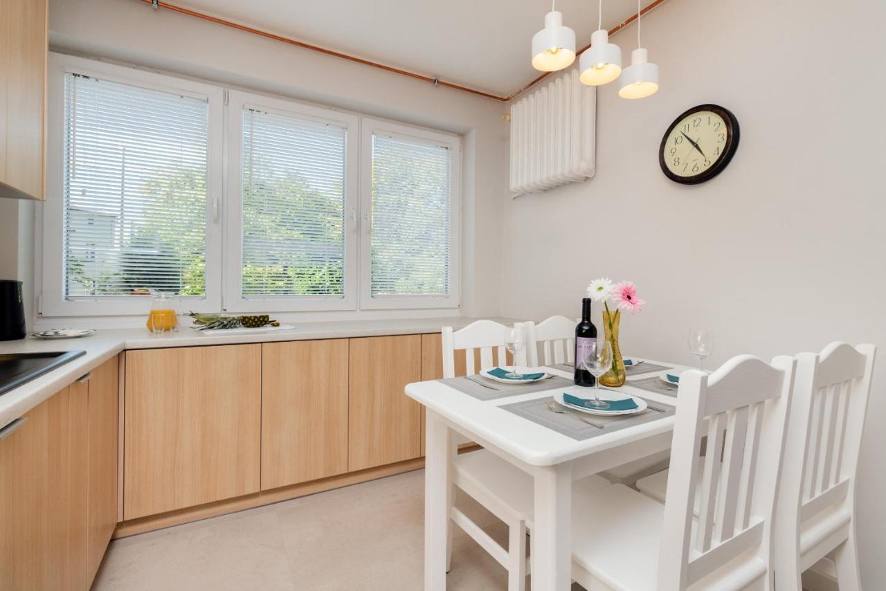 Apartment Gdanska Two-bedroom Brzezno By Renters Danzig