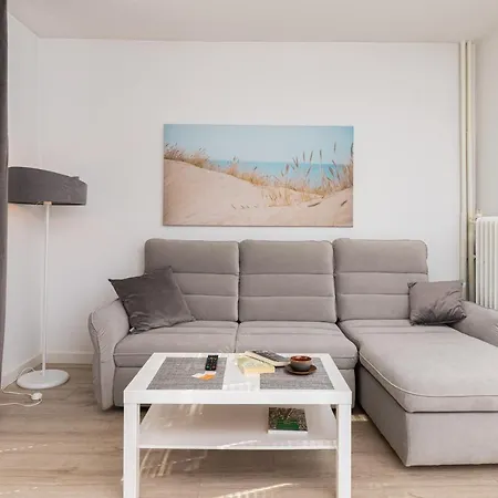 Gdanska Two-Bedroom Apartment Brzezno Beach By Noclegi Renters Exterior foto