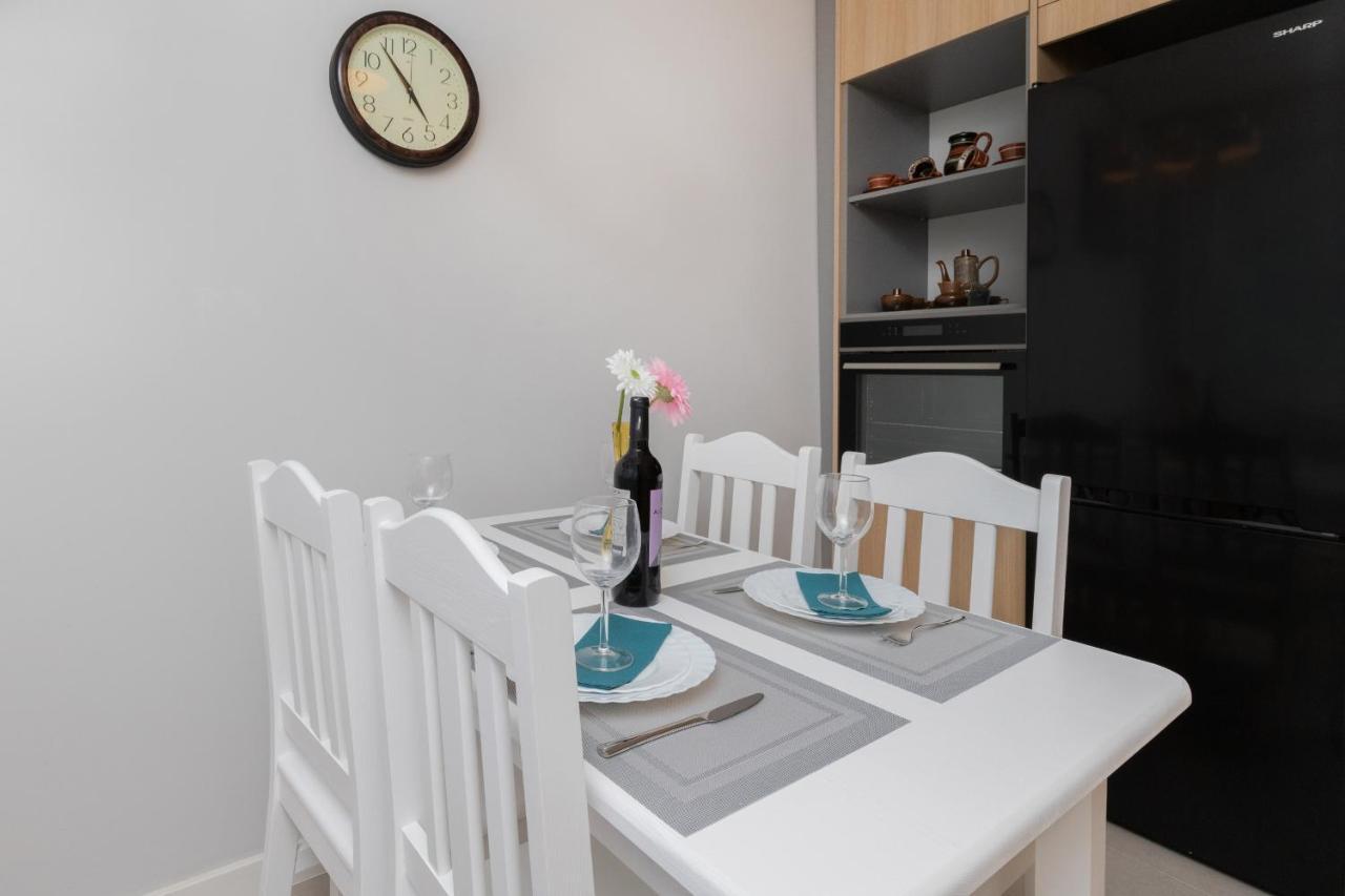 Gdanska Two-bedroom Brzezno By Renters